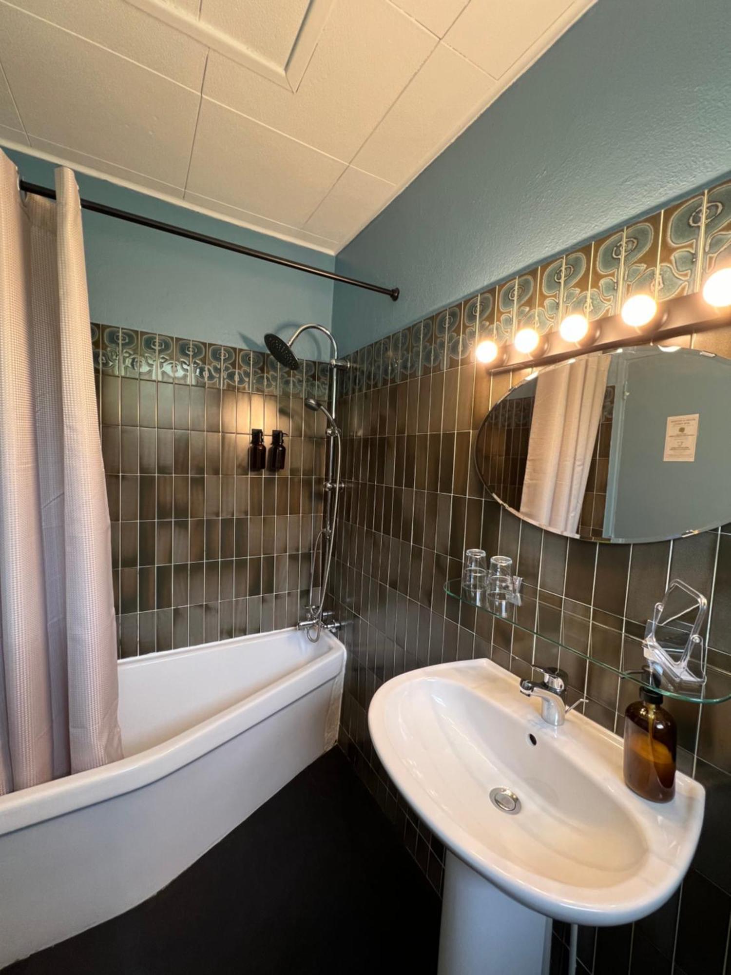 Motel Les Broussailles Mesves-sur-Loire Εξωτερικό φωτογραφία