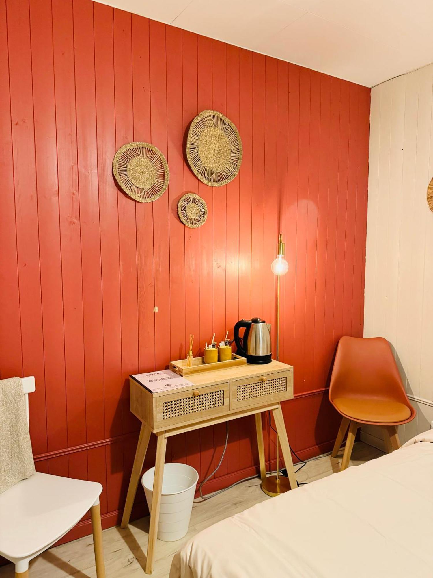 Motel Les Broussailles Mesves-sur-Loire Εξωτερικό φωτογραφία